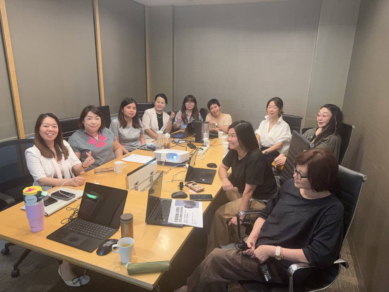 AI高效办公实战课程 · 16课时完整教学计划